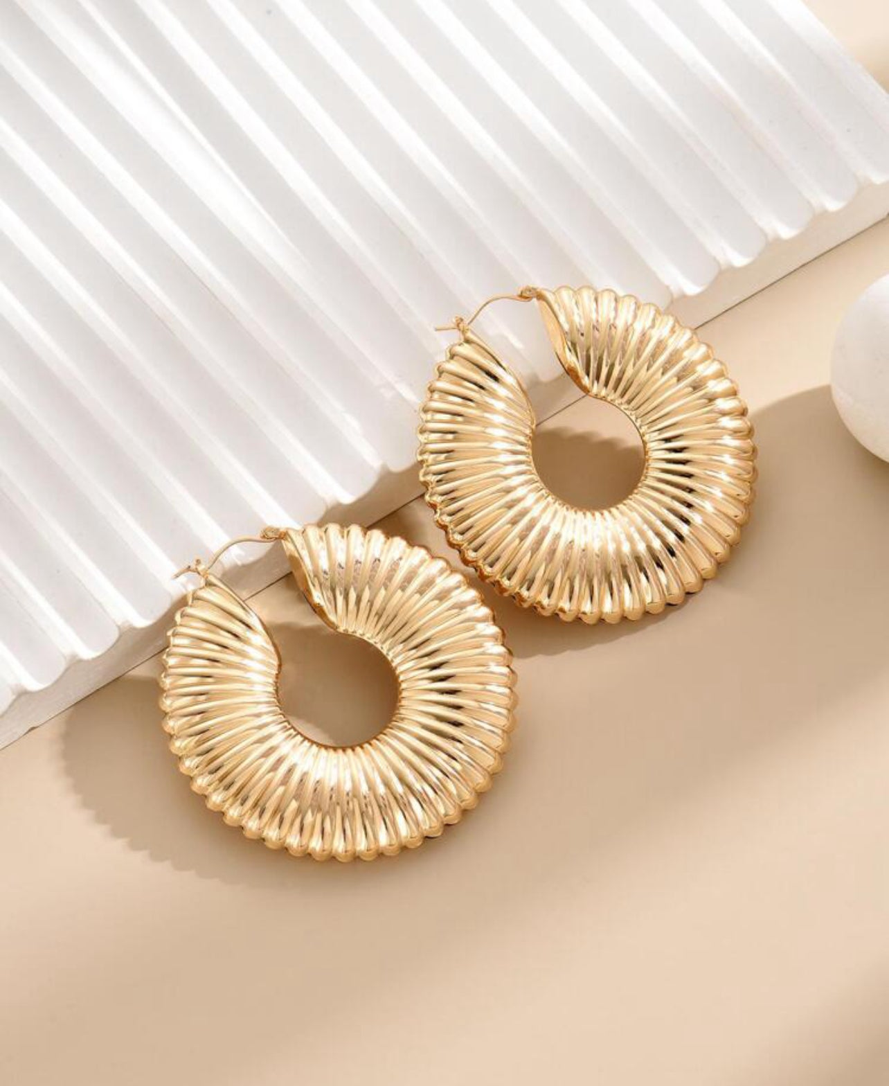 Swirl Hoop Earrings ￼