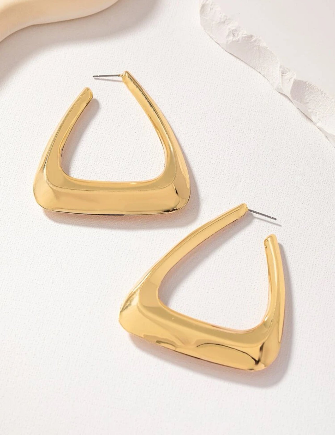 Triangle Hoop Earrings ￼