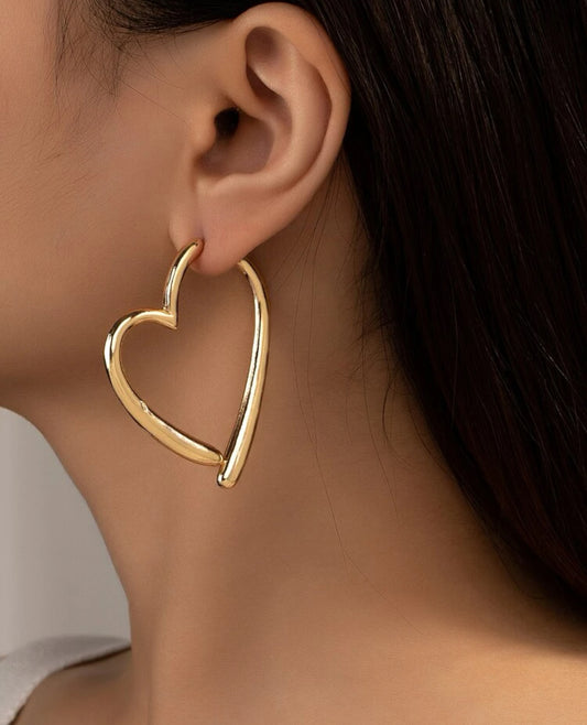 Attach My Heart Earrings ￼