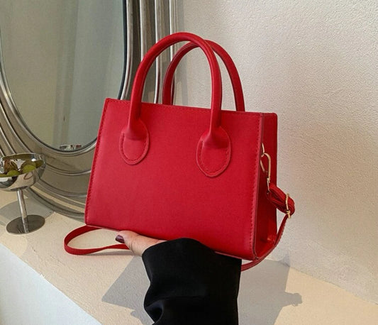 Ruby Cross Hand Bag￼