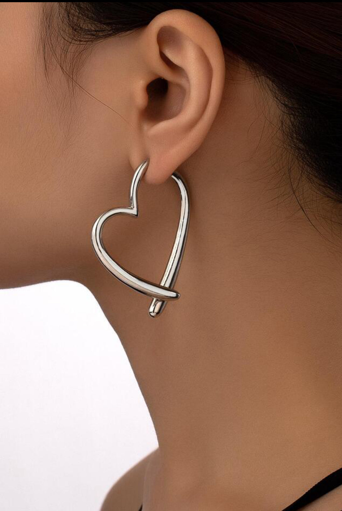 Attach My Heart Earrings ￼