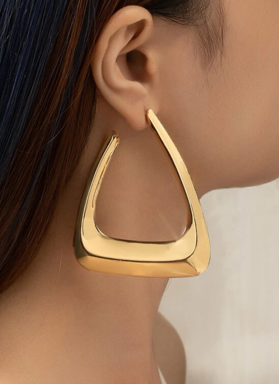 Triangle Hoop Earrings ￼